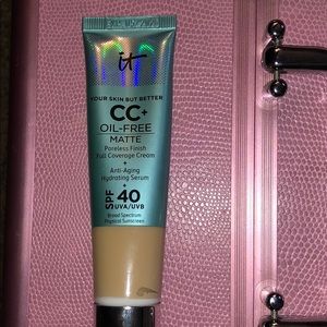 Your skin BUT better CC+ oil-free matte cream